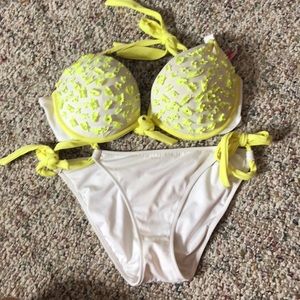 Victoria secret baiting suite